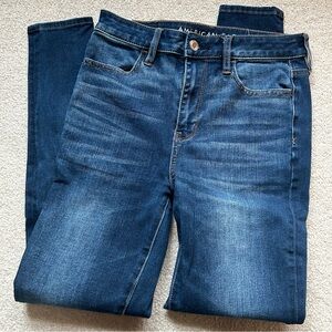 American Eagle Blue Jeans size 4 short